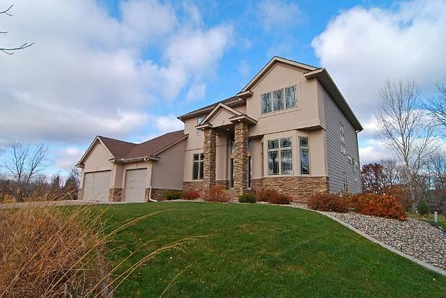 1st image of 9603 Crestwood Ter