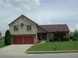 1015 Creekside Ln, Plainfield, IN 46168