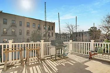 Rented by Twyford Real Estate