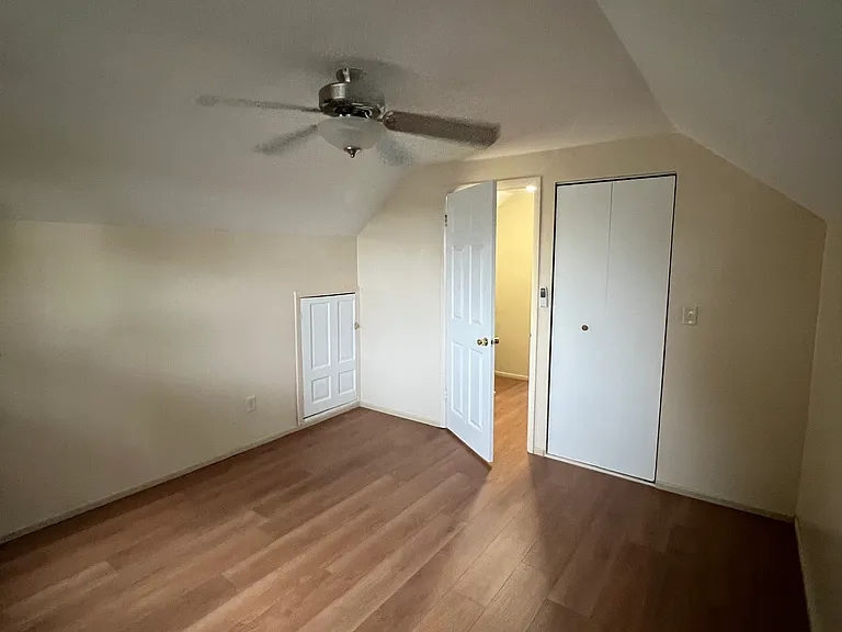 5212 Seaman Dr — Photo 15