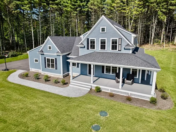 10 Homes Ave, Franklin, MA 02038