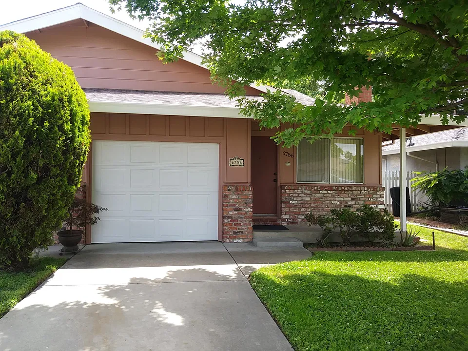 6756 Freehaven Dr