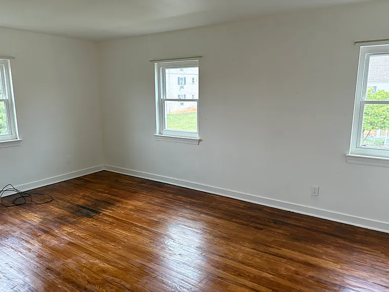 2209 S 9th St — Photo 7