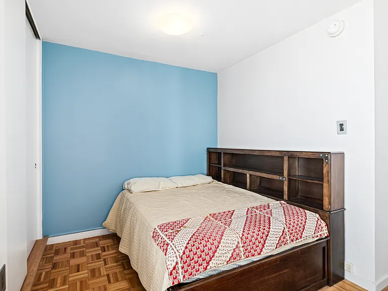 604 S Washington Sq #2106 — Photo 14