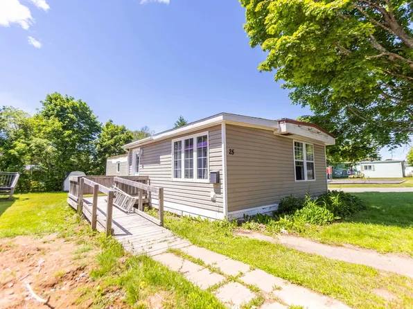 25 Liberty Ln, Amherst, NS B4H 2K5