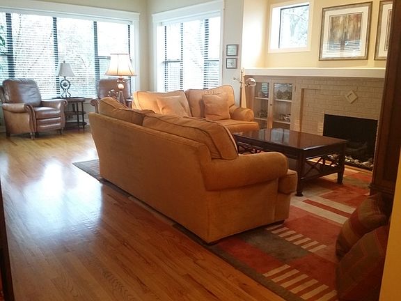 4th image of 2714 W Leland Ave APT 3