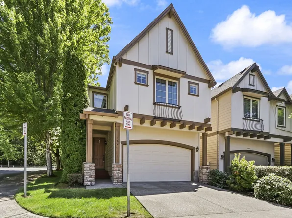 162 NE Stonebriar Ln, Hillsboro, OR 97124