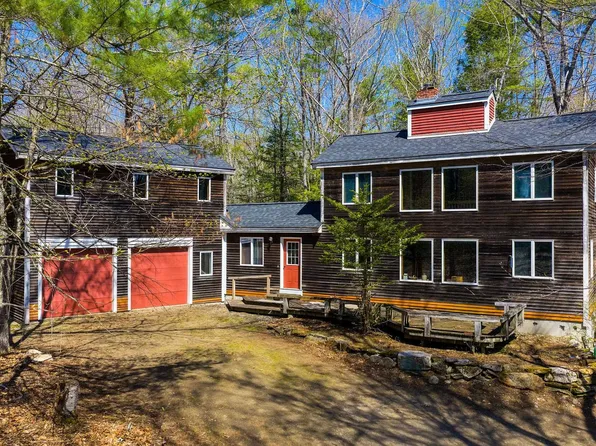 18 Devon Drive, Danville, NH 03819