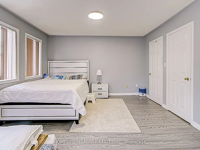 29 Rosebank Dr #911 — Photo 17