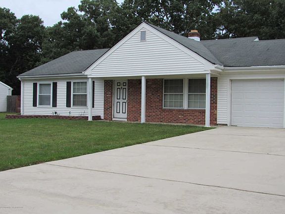 2nd image of 1103 Vaughn Ave