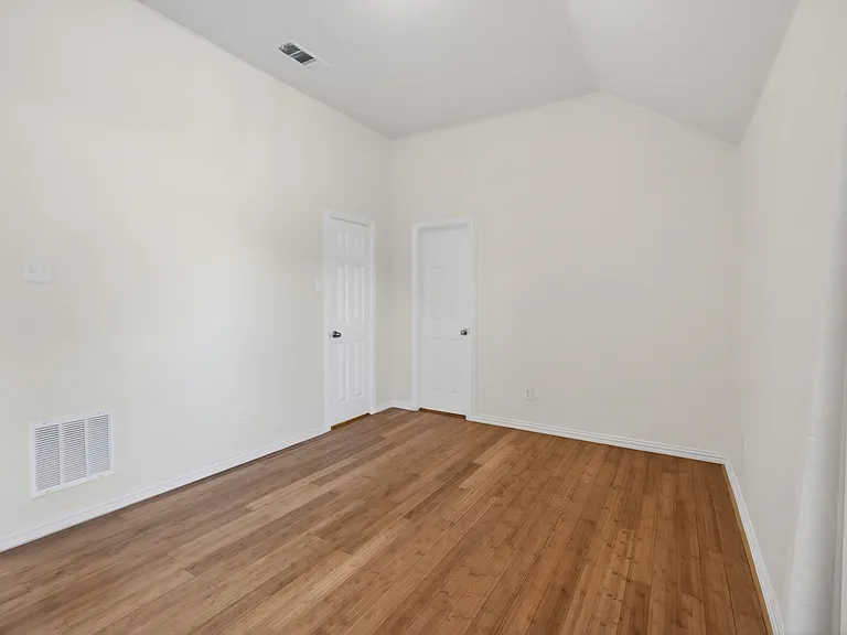 2616 Cove Dr — Photo 26