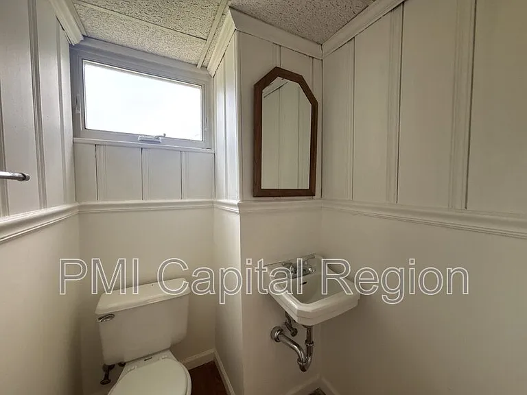 2929 Terrace Dr — Photo 20