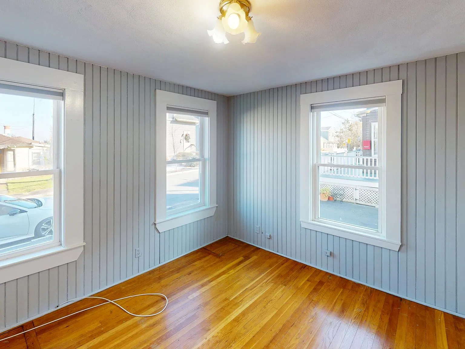 87 Undine Ave — Photo 3