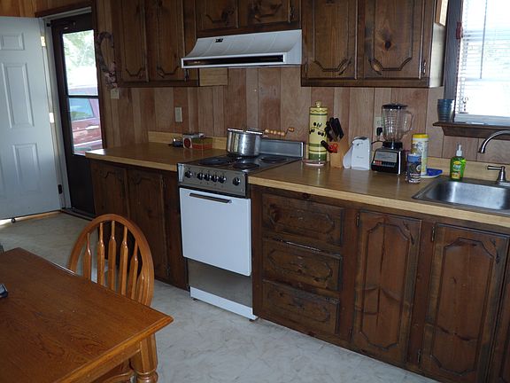 Main House Kitchen/Dining