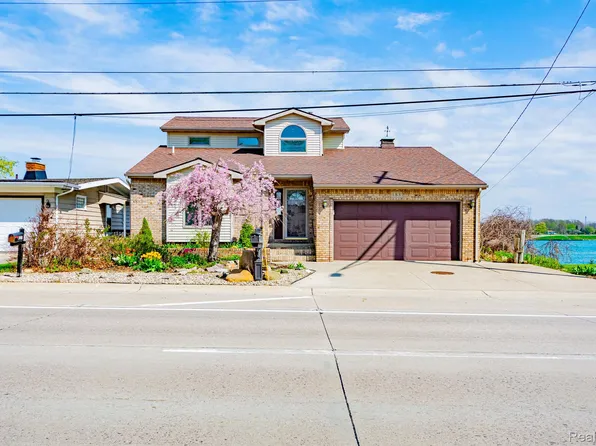 183 Gratiot Blvd, Marysville, MI 48040