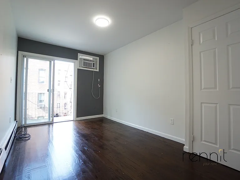 1305 Gates Ave #3 — Photo 6