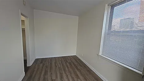 123 Iowa Ave — Photo 3
