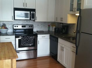 117 Fawn Ridge Ln, Norwalk, CT 06851