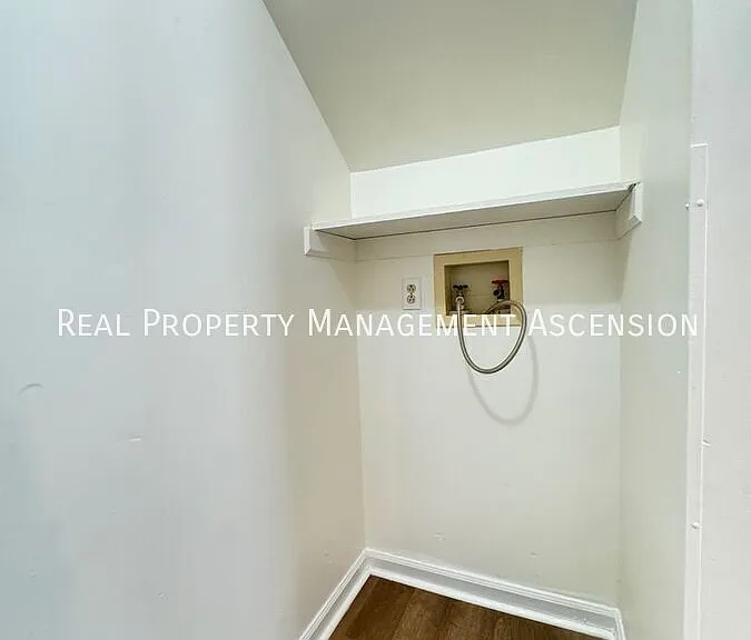 99 Walthall Ave — Photo 15