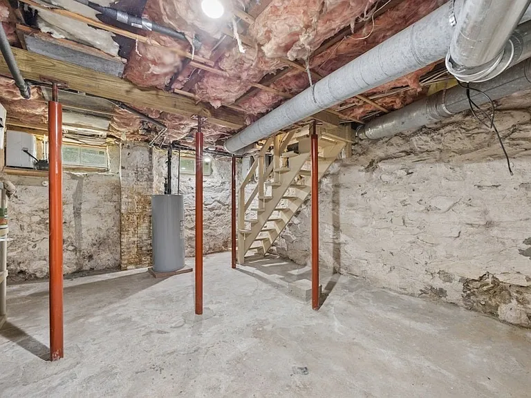 90 E Main St #2 — Photo 17
