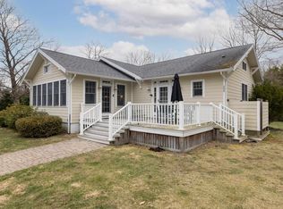 808 Central Rd, Rye Beach, NH 03871