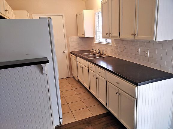 2nd image of 8002 Clydesdale Dr #A