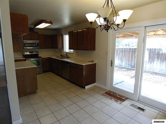 2nd image of 2243 Marilyns Way