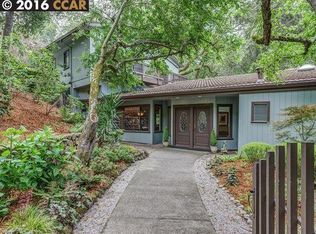 16 La Cintilla, Orinda, CA 94563