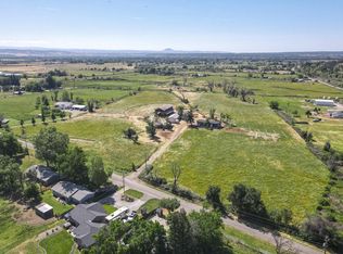 21719 Lone Tree Rd, Anderson, CA 96007