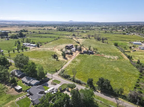 21719 Lone Tree Rd, Anderson, CA 96007