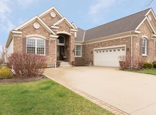 12 Chaco Ct, South Barrington, IL