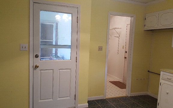 5th image of 104 Jamaica Ct