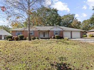1390 Kentwood Dr, Sumter, SC 29154