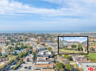 7832 W Manchester Ave, Playa Del Rey, CA 90293