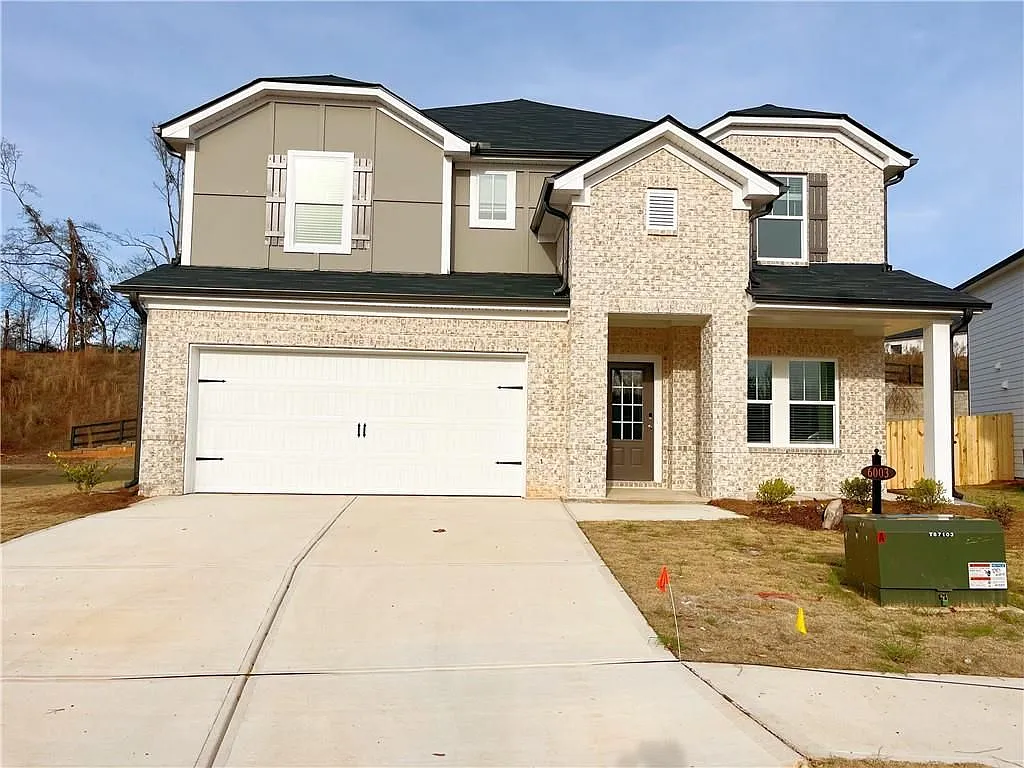 5 bed, 3.0 bath, 2950 sqft, $2,600 — Photo 1
