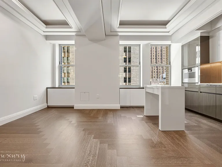 301 Park Ave #2004 — Photo 8