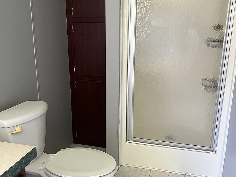 124 Meadow Ln — Photo 6