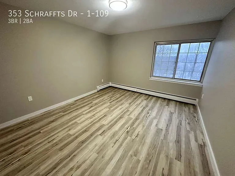 353 Schraffts Dr #1-109 — Photo 3