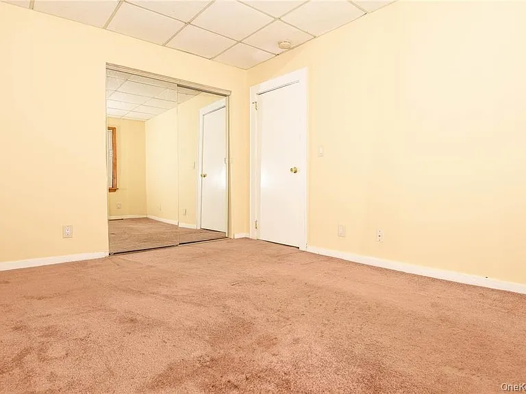 51 Thorman Ave #1L — Photo 8