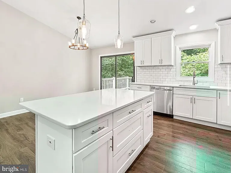 10788 Forest Edge Cir — Photo 5