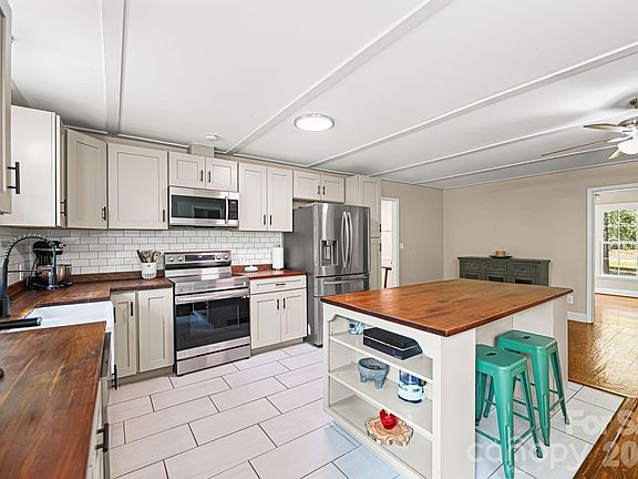 4th image of 2116 Lide Springs Rd