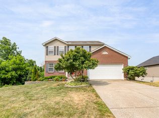 1077 Brayden Ct, Hebron, KY 41048