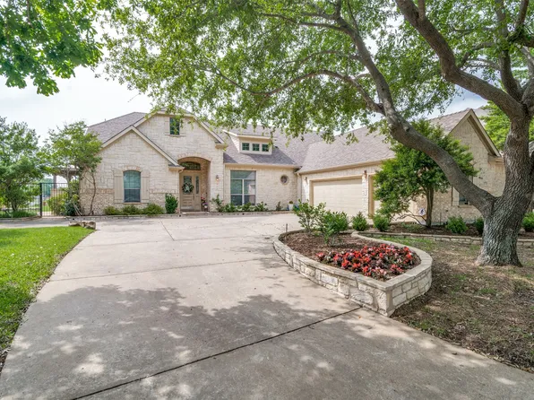 9617 Shoal Creek Dr, Rowlett, TX 75089