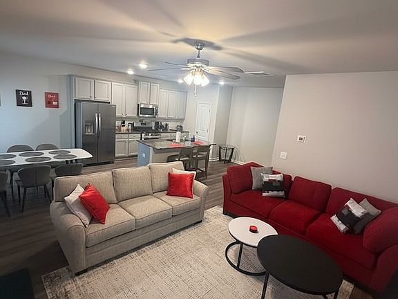 4th image of 281 Turtle Creek Dr