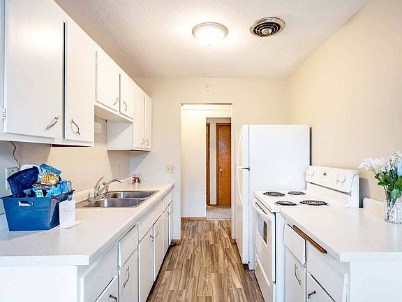 2nd image of 2390 7th St W #1A