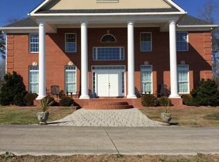 912 Gamble Dr, Heiskell, TN 37754