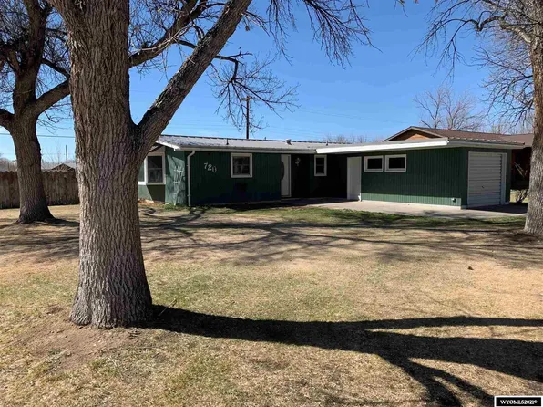 720 S 16th St, Worland, WY 82401