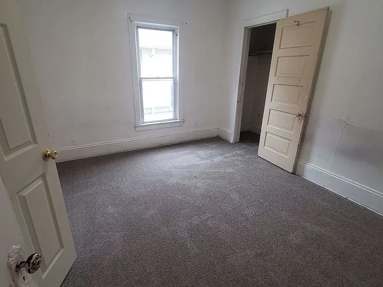 502-504 N 32nd St. (4 Unit) (Ace Property) — Photo 1