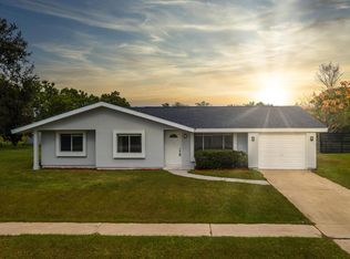 867 Riviera Dr NE, Palm Bay, FL 32905