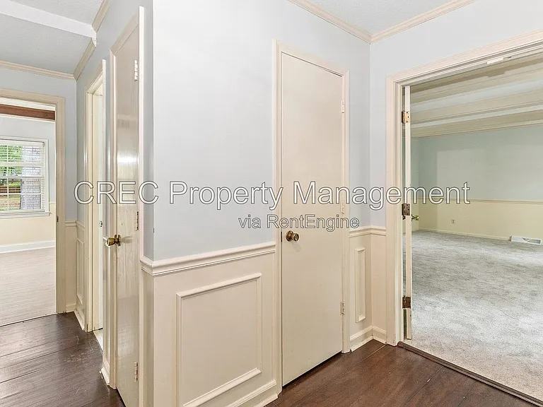 321 Shaftesbury Ln — Photo 28